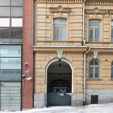 2ndhomes Cozy 1br With Balcony By The Station * Helsinki